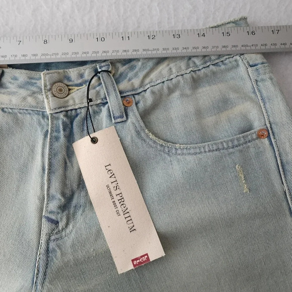 Levi's Premium Ultimate Boot Cut Jeans - Picture 7 of 8